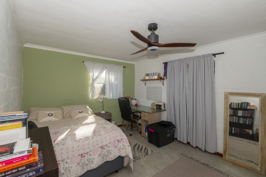 5 Bedroom Property for Sale in Trekoskraal Western Cape